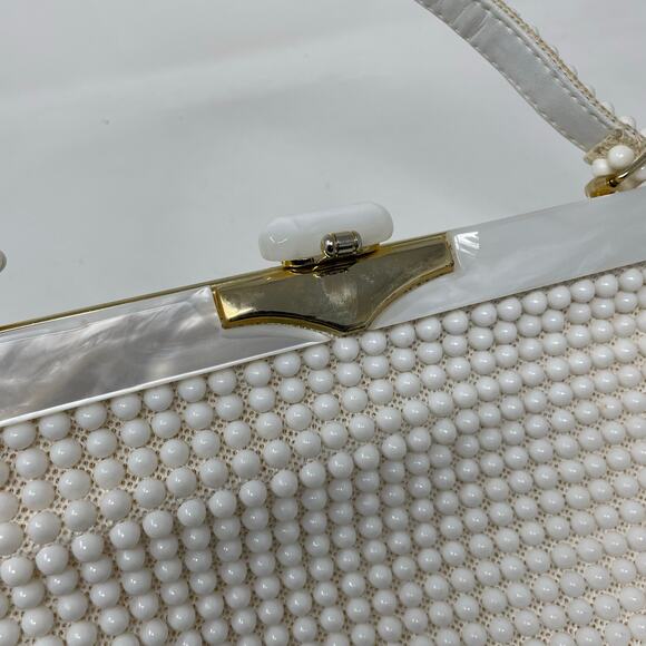 Vintage La Regale White Plastic Pearl Beaded Handbag Purse 60s Regency MCM - Picture 8 of 14